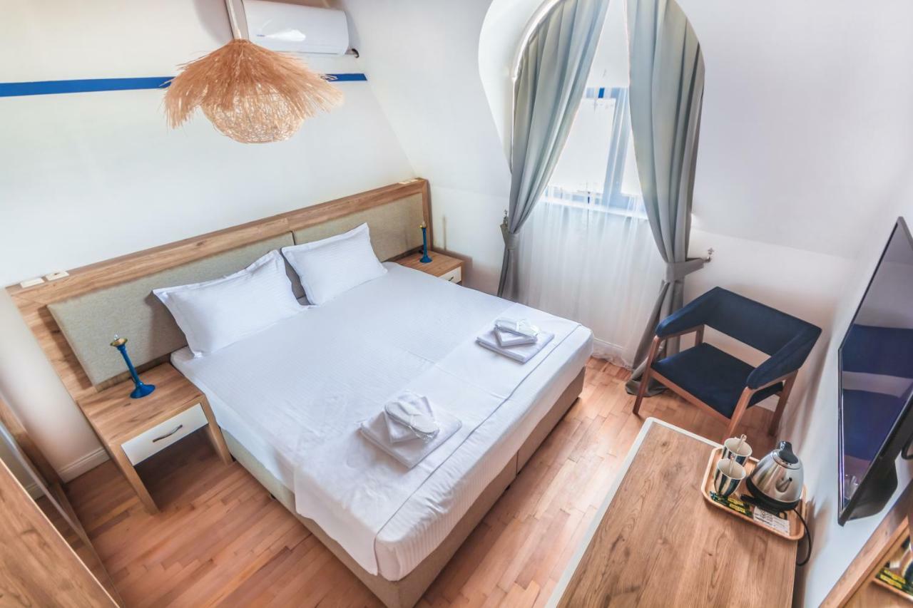 Sadafi Hotel • Სასტუმრო Სადაფი Батуми Екстериор снимка