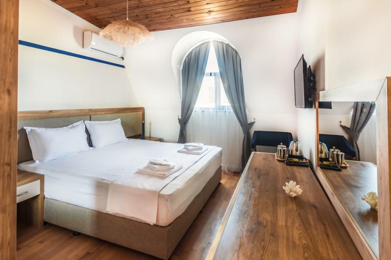 Sadafi Hotel • Სასტუმრო Სადაფი Батуми Екстериор снимка
